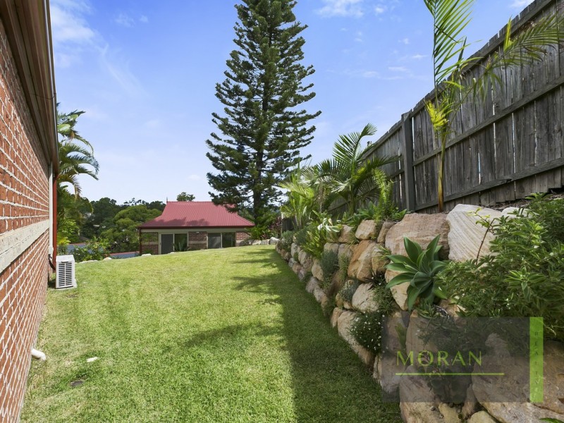 9 Parish Court, Molendinar QLD 4214