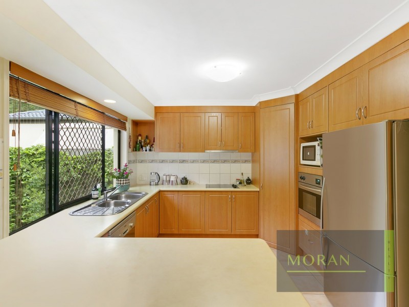 2 Lockwood Place, Molendinar QLD 4214