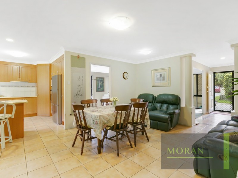 2 Lockwood Place, Molendinar QLD 4214