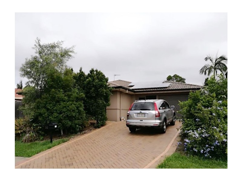 32 Crestwood Drive, Molendinar QLD 4214