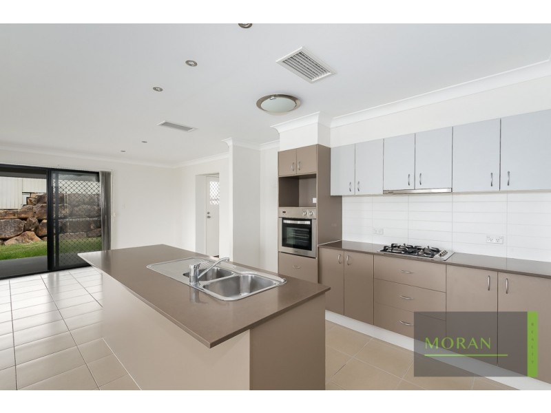 58 Highcrest Circuit, Molendinar QLD 4214