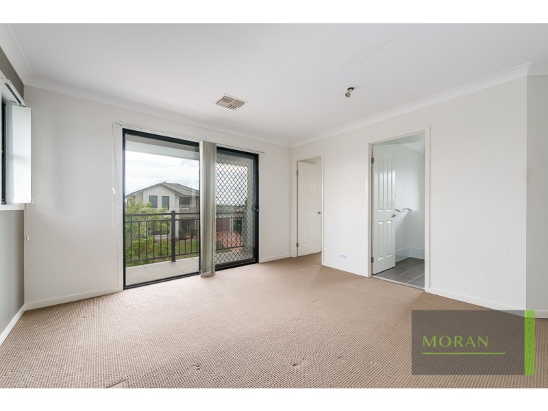 58 Highcrest Circuit, Molendinar QLD 4214