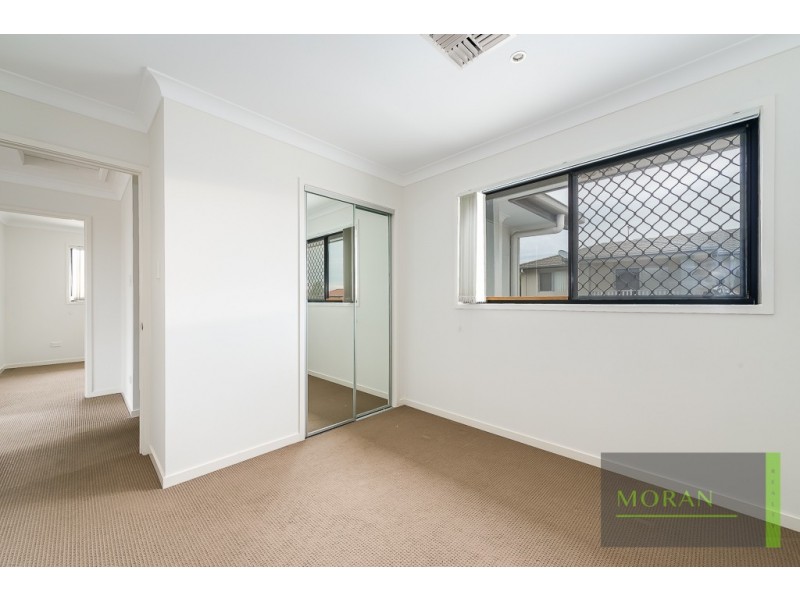 58 Highcrest Circuit, Molendinar QLD 4214