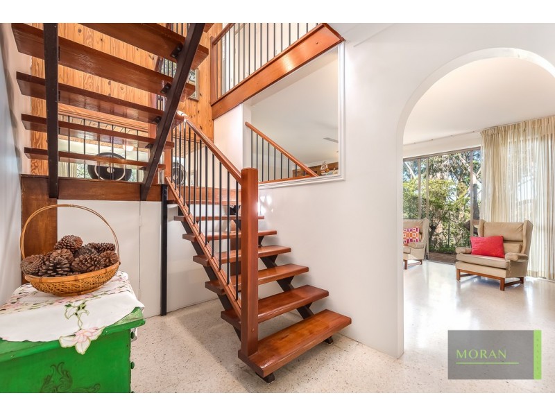 6 Sirius Court, Molendinar QLD 4214