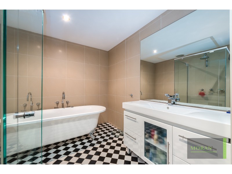 53 Macquarie Avenue, Molendinar QLD 4214