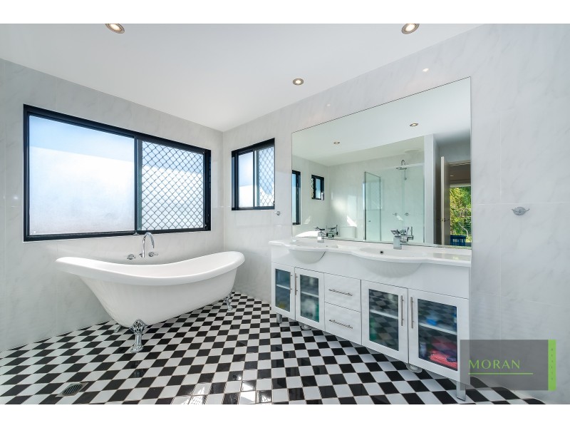 53 Macquarie Avenue, Molendinar QLD 4214