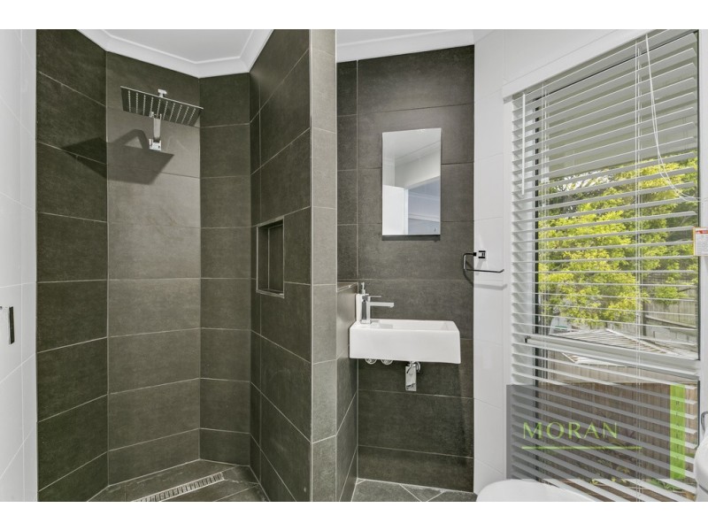 3/40 Government Road, Labrador QLD 4215