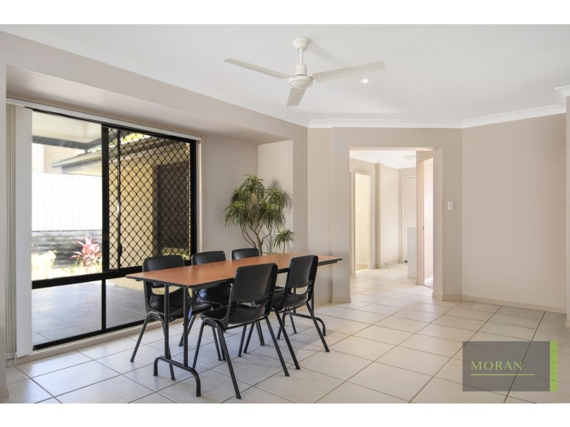 4 Silkwood Way, Molendinar QLD 4214