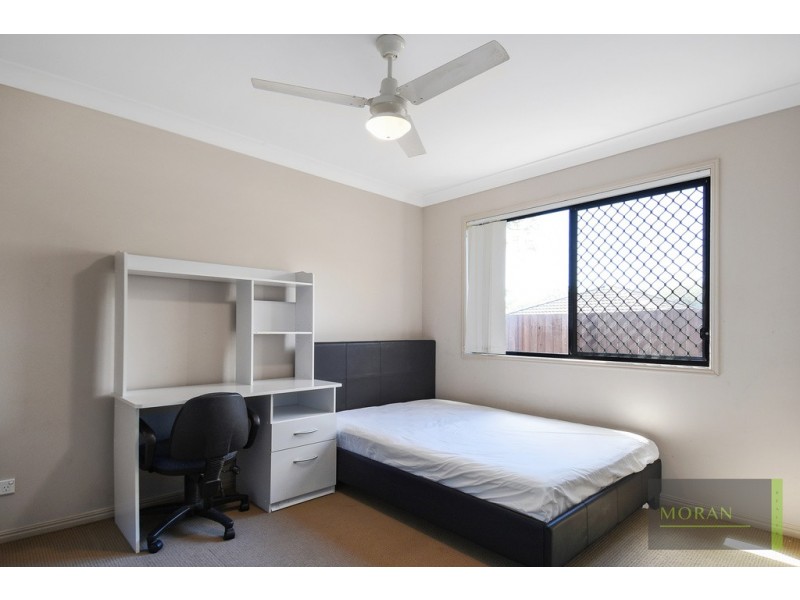 4 Silkwood Way, Molendinar QLD 4214