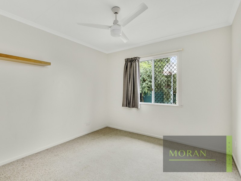 9 Nevenia Street, Labrador QLD 4215