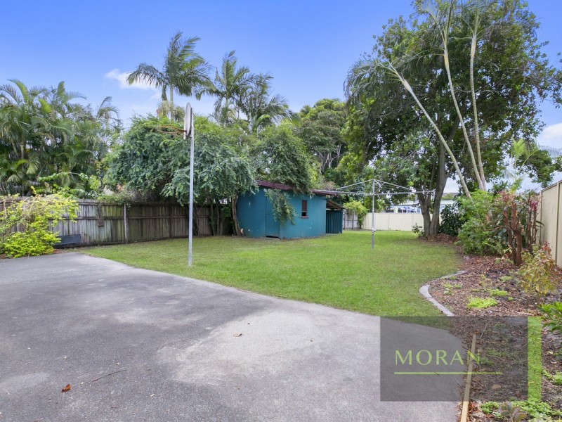 9 Nevenia Street, Labrador QLD 4215
