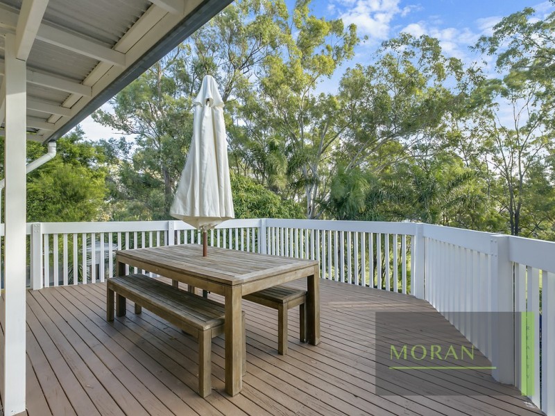 19 Windsor Place, Molendinar QLD 4214