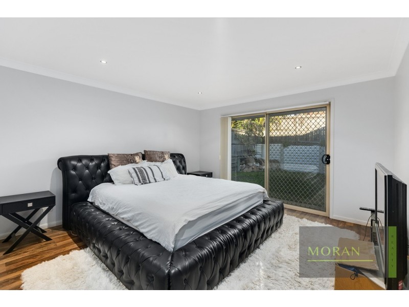 64 Crestwood Drive, Molendinar QLD 4214