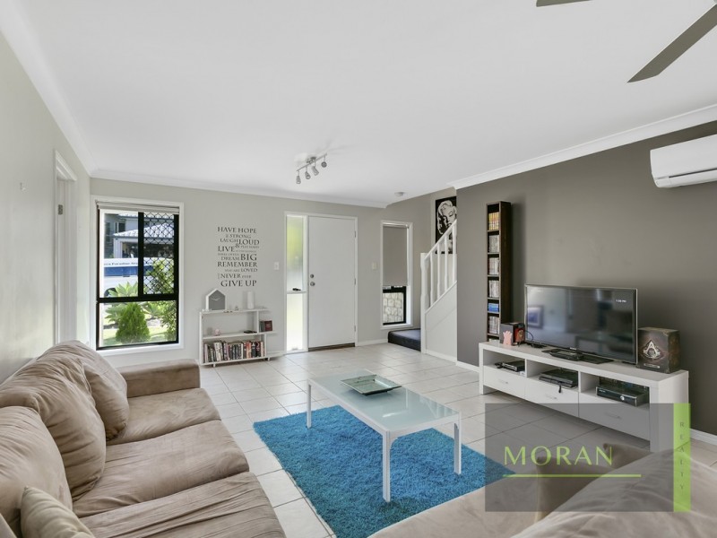 1/1 Marybeth Crescent, Molendinar QLD 4214