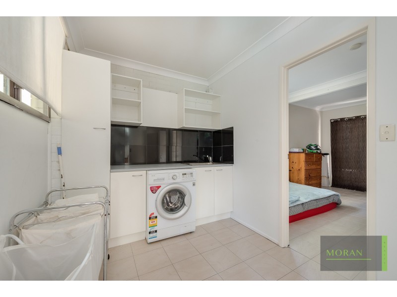 11 Sturt Street, Molendinar QLD 4214