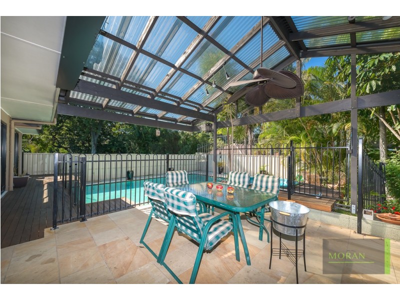 11 Sturt Street, Molendinar QLD 4214