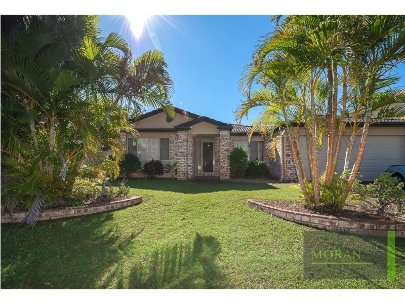 2 Crestbrook Glen, Molendinar QLD 4214