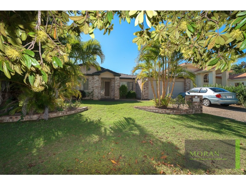 2 Crestbrook Glen, Molendinar QLD 4214