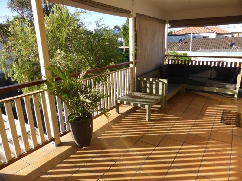 2/23 Miami Shores Parade, Miami QLD 4220