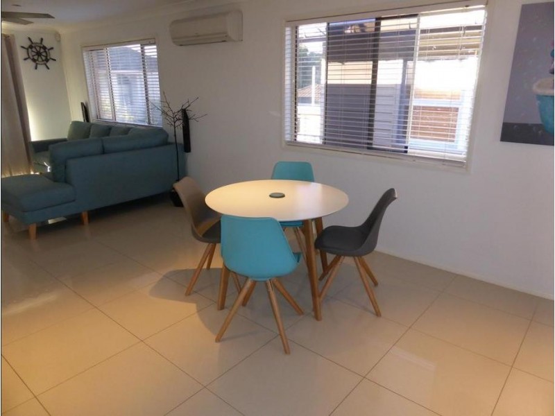 2/23 Miami Shores Parade, Miami QLD 4220