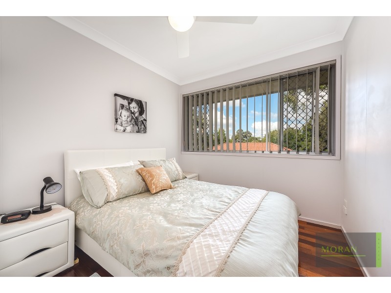 10 Bloodwood Crescent, Molendinar QLD 4214