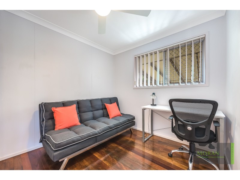 10 Bloodwood Crescent, Molendinar QLD 4214