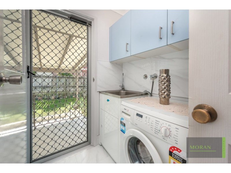 10 Bloodwood Crescent, Molendinar QLD 4214