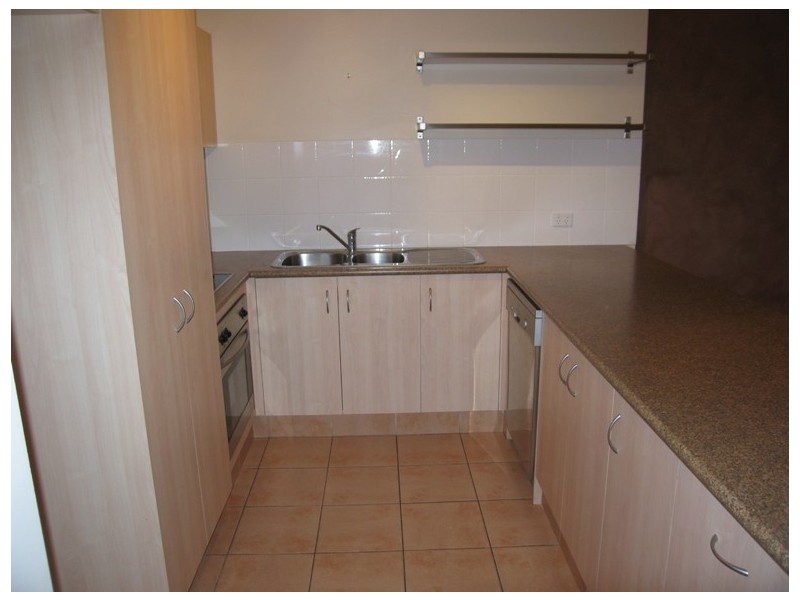 2/14 Marybeth Crescent, Molendinar QLD 4214