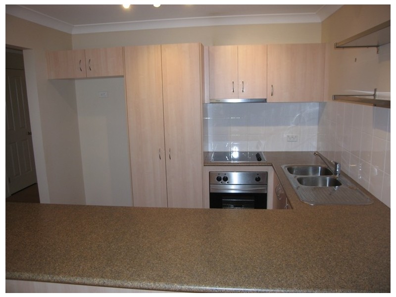 2/14 Marybeth Crescent, Molendinar QLD 4214