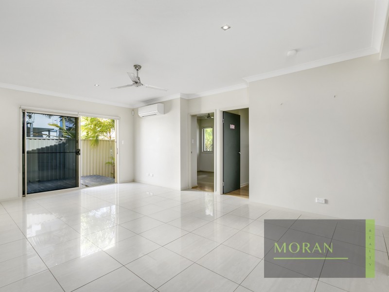 42 Highcrest Circuit, Molendinar QLD 4214