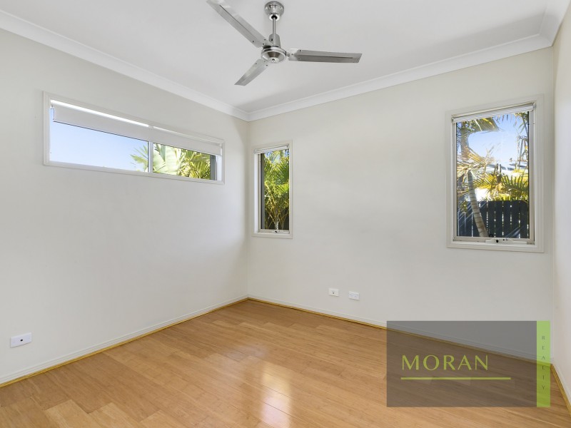 42 Highcrest Circuit, Molendinar QLD 4214