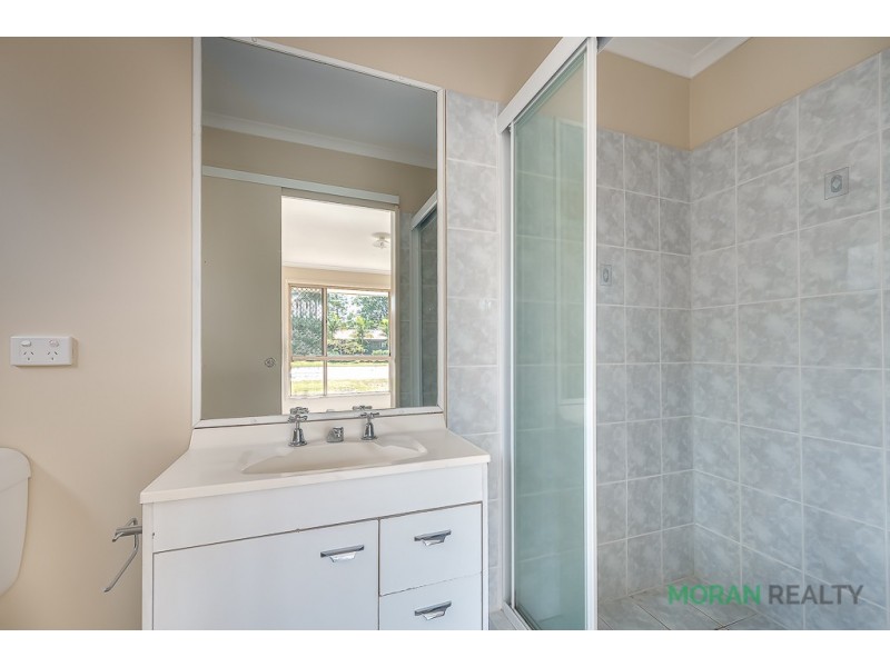 76 Chisholm Road, Carrara QLD 4211