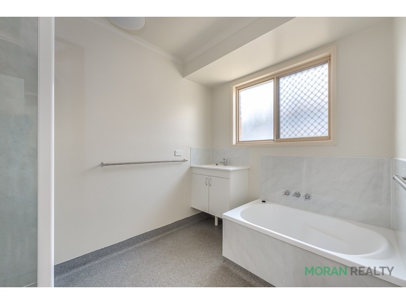 76 Chisholm Road, Carrara QLD 4211