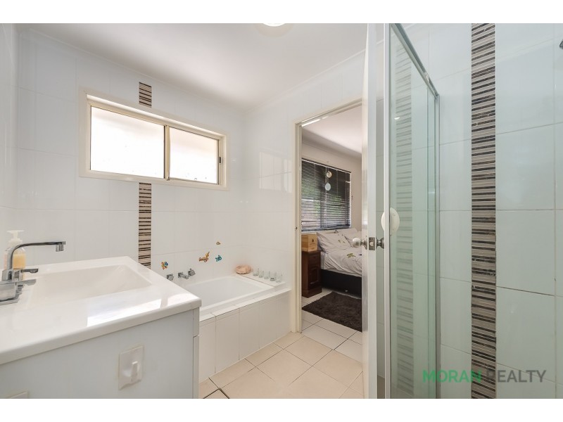 18 Marlene Court, Highland Park QLD 4211