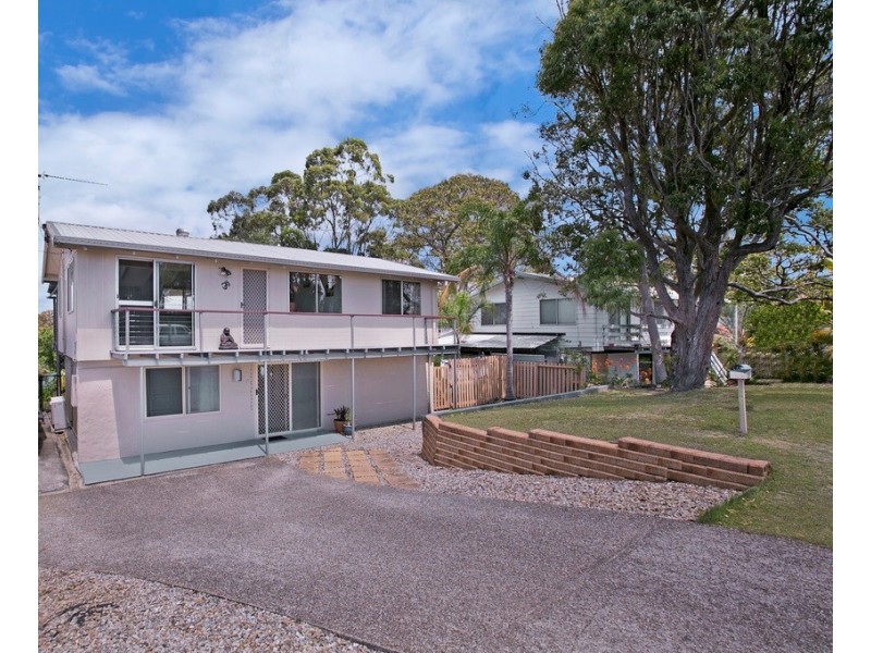 20 Mitchell Avenue, Molendinar QLD 4214