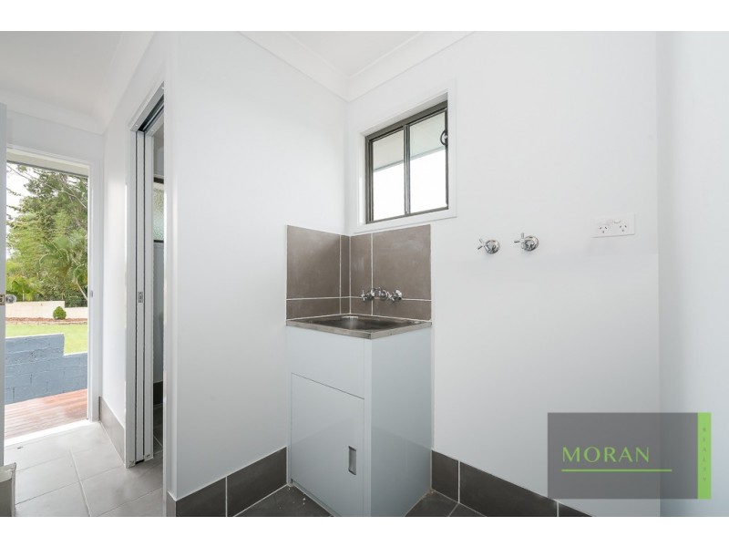 20 Mitchell Avenue, Molendinar QLD 4214