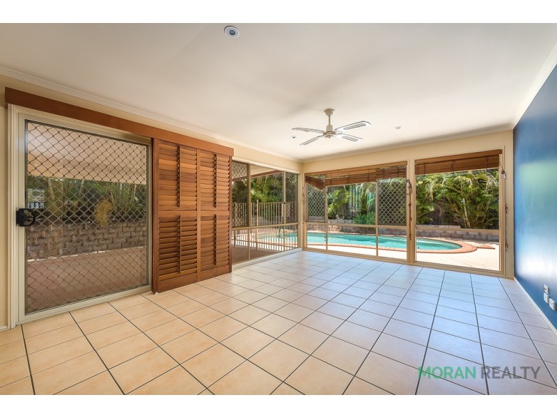 21 Lillywood Circuit, Molendinar QLD 4214