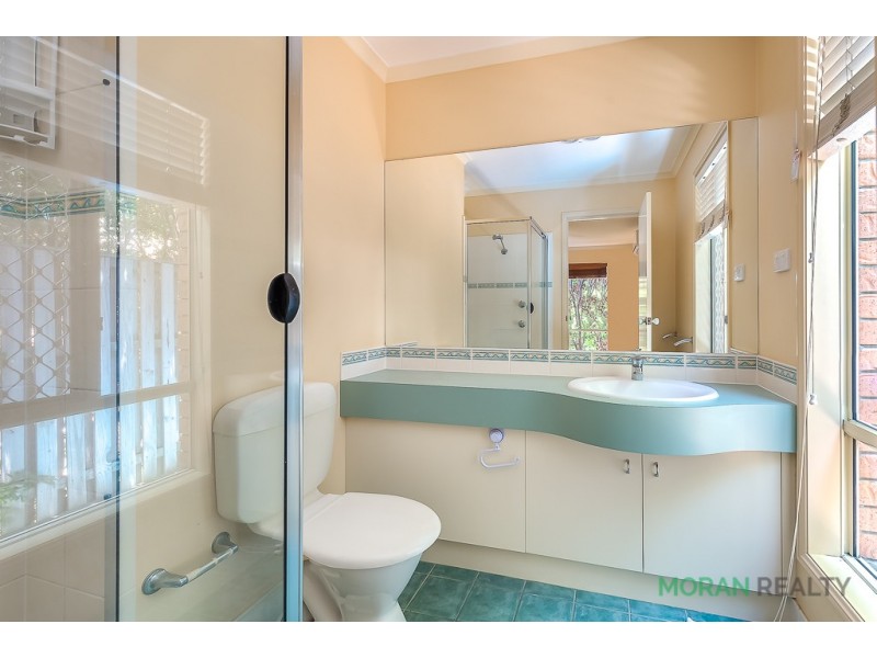 21 Lillywood Circuit, Molendinar QLD 4214