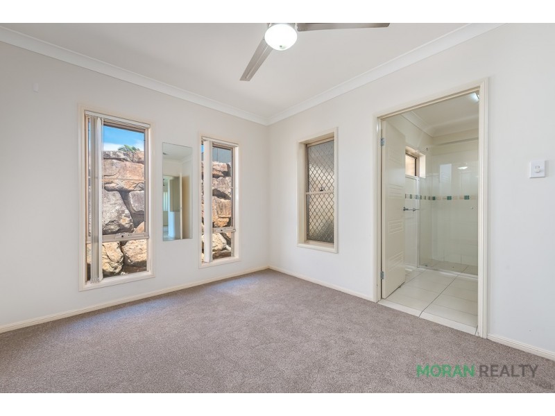 9 Silkwood Way, Molendinar QLD 4214