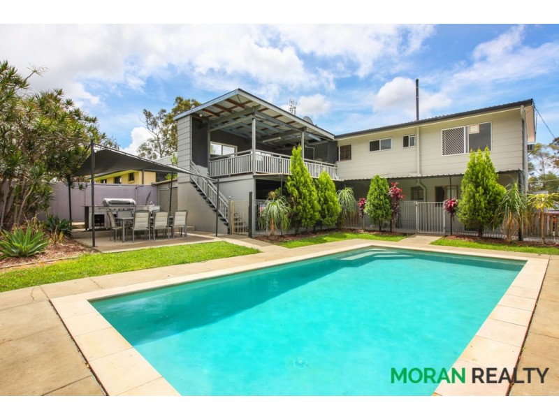 12 Tasman Avenue, Molendinar QLD 4214