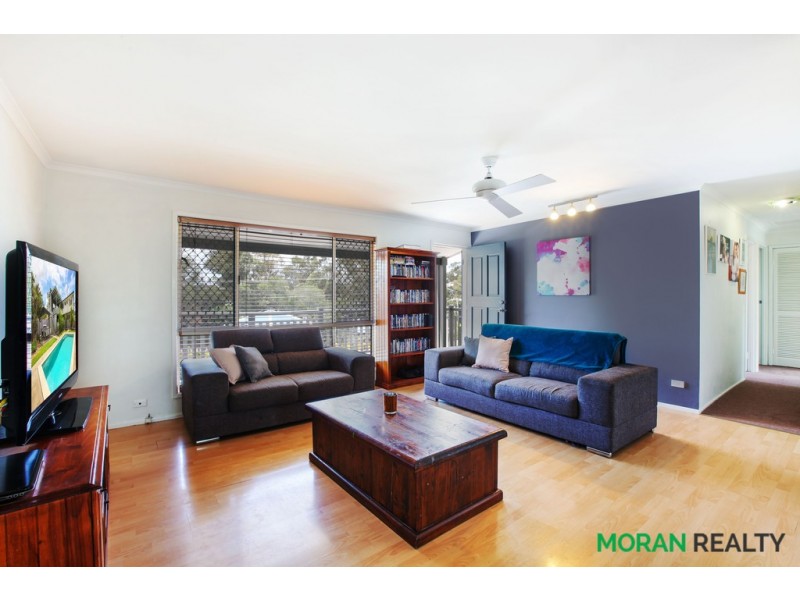 12 Tasman Avenue, Molendinar QLD 4214