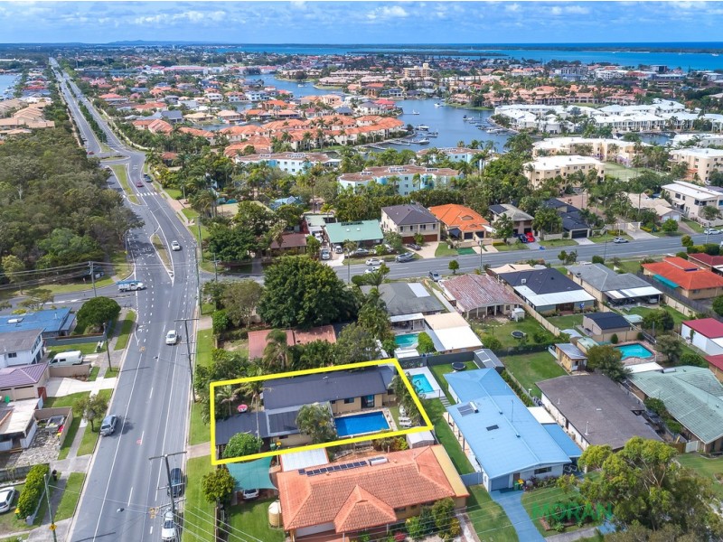 67 Morala Avenue, Runaway Bay QLD 4216