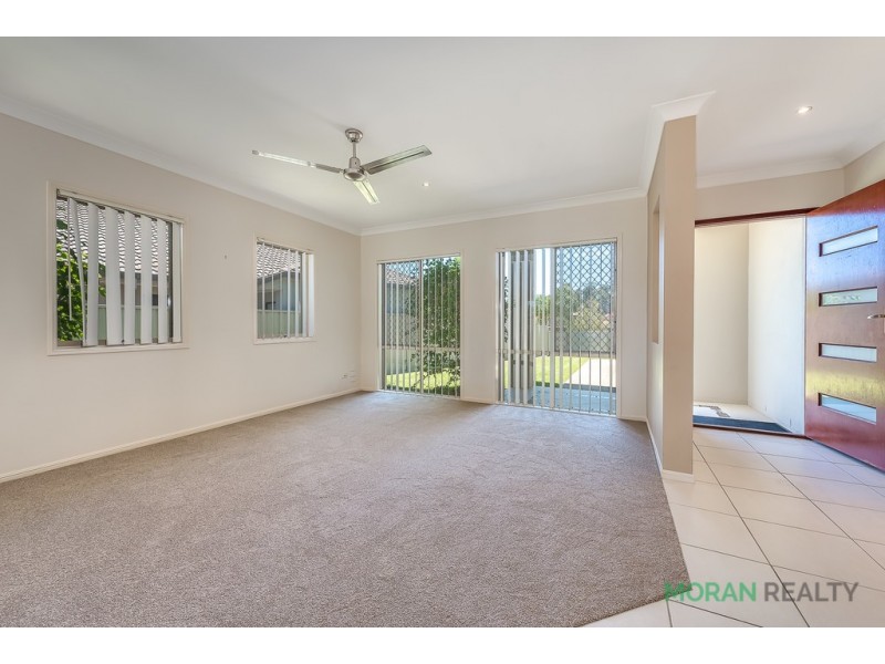 9 Silkwood Way, Molendinar QLD 4214
