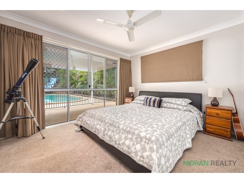9 Watford Crescent, Molendinar QLD 4214