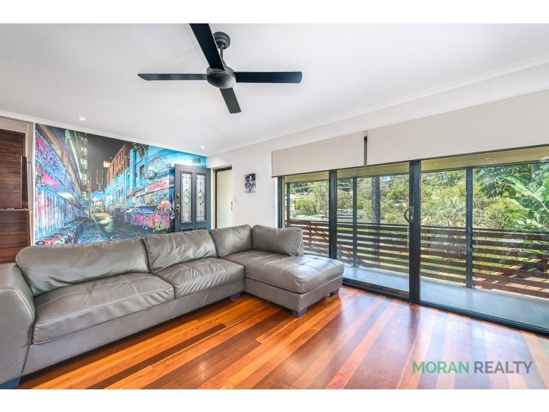 26 Macquarie Avenue, Molendinar QLD 4214