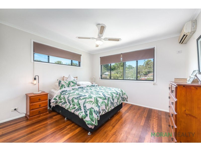 26 Macquarie Avenue, Molendinar QLD 4214