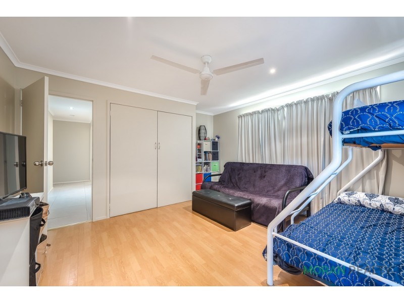 6 Wentworth Avenue, Molendinar QLD 4214