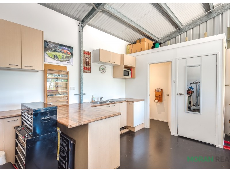 6 Wentworth Avenue, Molendinar QLD 4214