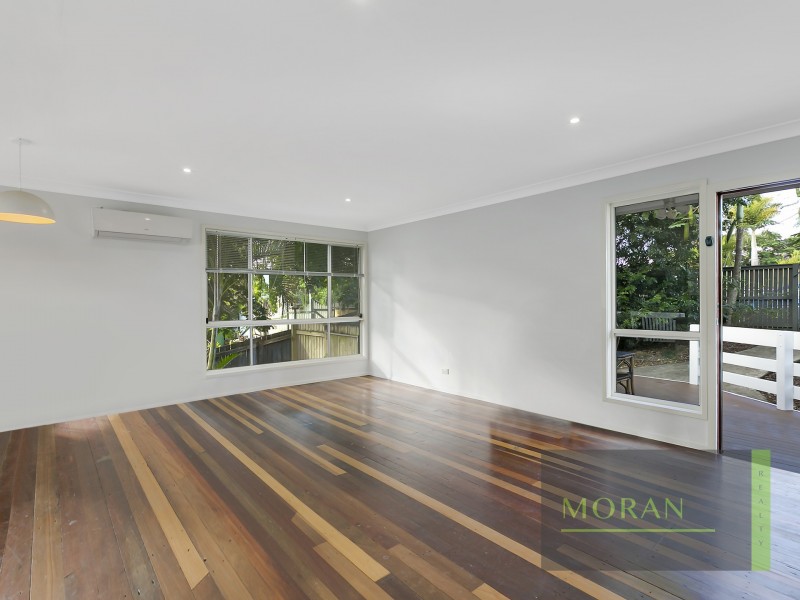 19 Windsor Place, Molendinar QLD 4214