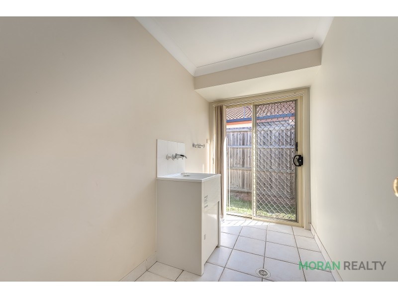 18 Watergum Parade, Molendinar QLD 4214